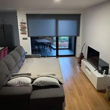 Magic Home, Everything Need. * フンシャル