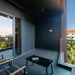 Magic Home, Everything Need. Funchal (Madeira)