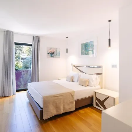 Magic Home, Everything Need. Appartement