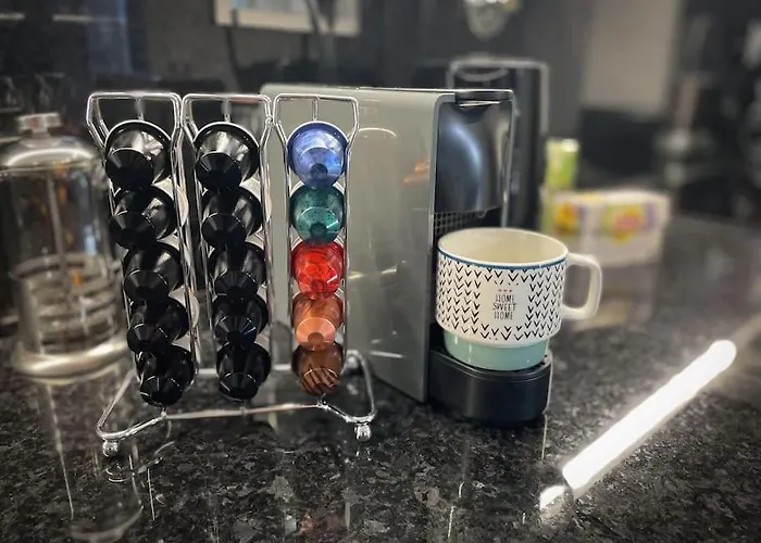 Magic Home, Everything Need. פונשל